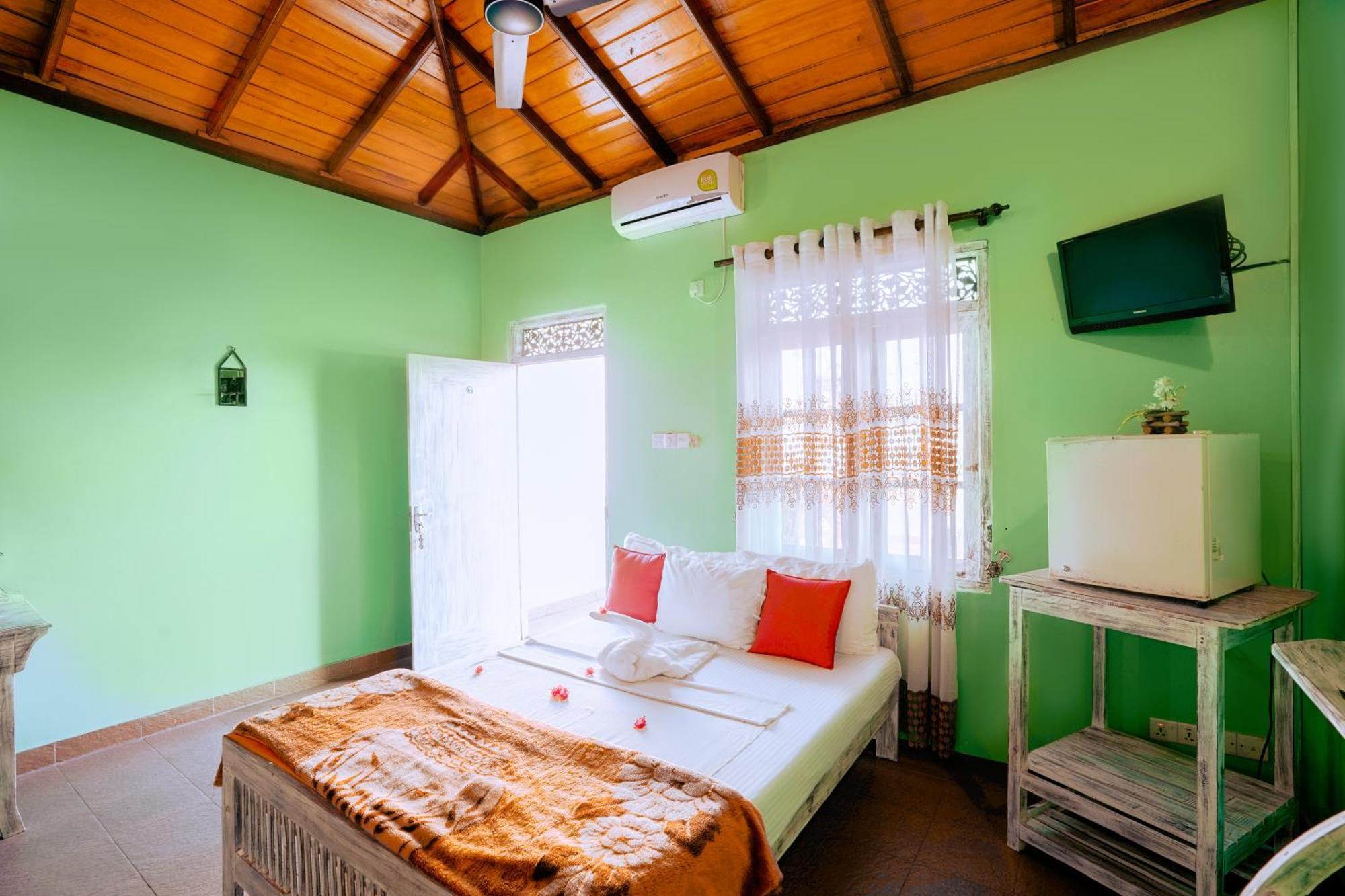 Frangipani Motel Galle Εξωτερικό φωτογραφία