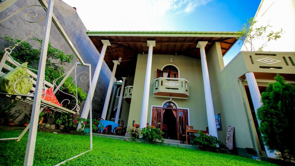 Frangipani Motel Galle Εξωτερικό φωτογραφία